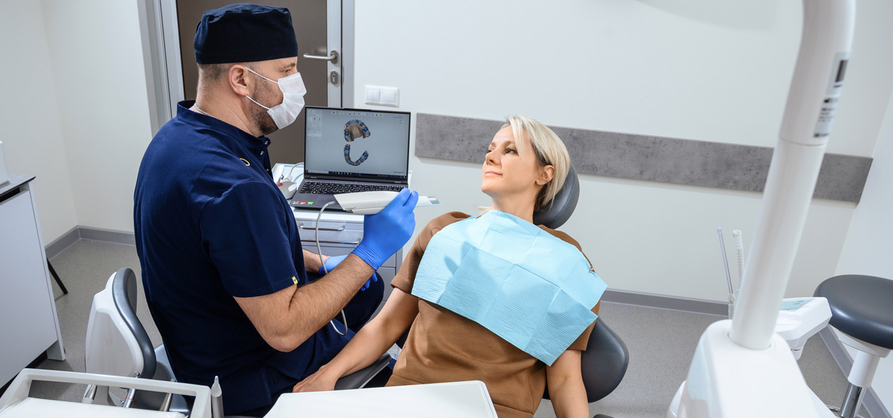 Имплантация зубов в Минске